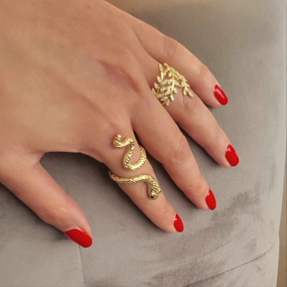 Well designed rings - Picture 2 of 3